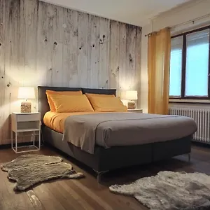 Casavacanze La Casina Sondrio